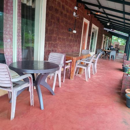 Riverstone Riverfront Farmhouse 戈卡尔纳 外观 照片